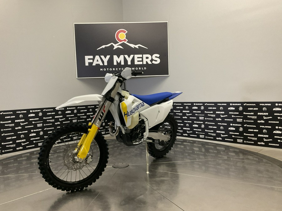 2027 HUSQVARNA FX 350 - 040274Q