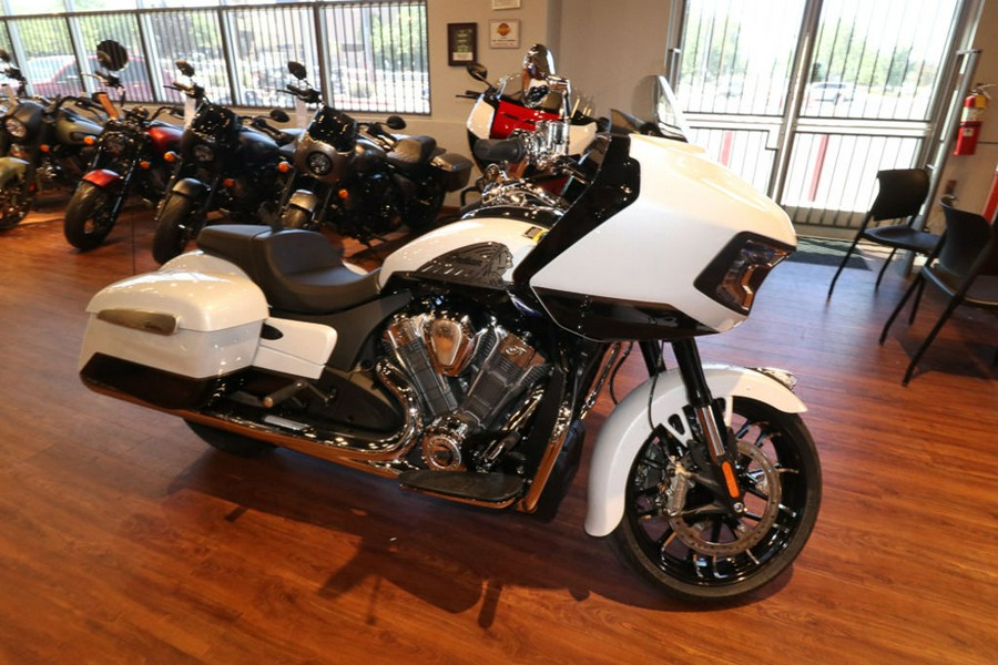 2025 Indian Motorcycle® Challenger® Limited Ghost White Metallic with Black Metallic