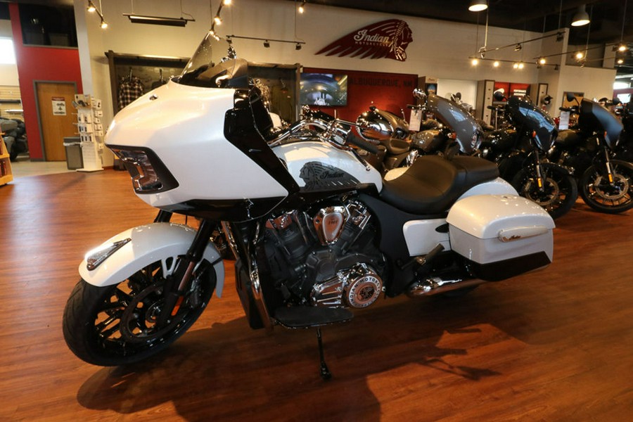 2025 Indian Motorcycle® Challenger® Limited Ghost White Metallic with Black Metallic