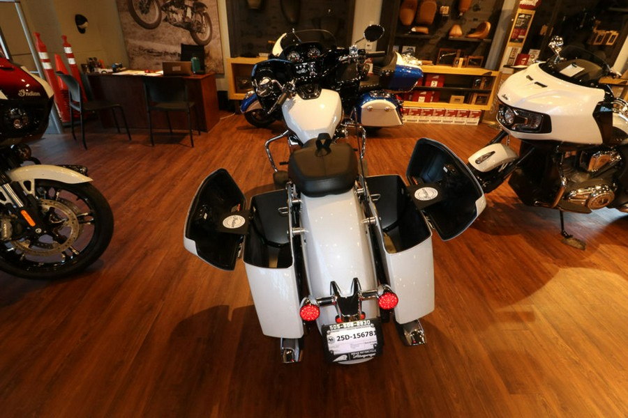 2025 Indian Motorcycle® Challenger® Limited Ghost White Metallic with Black Metallic
