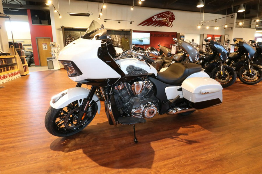 2025 Indian Motorcycle® Challenger® Limited Ghost White Metallic with Black Metallic