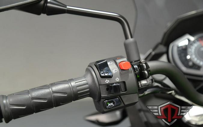 2025 Kawasaki Versys-X 300 ABS