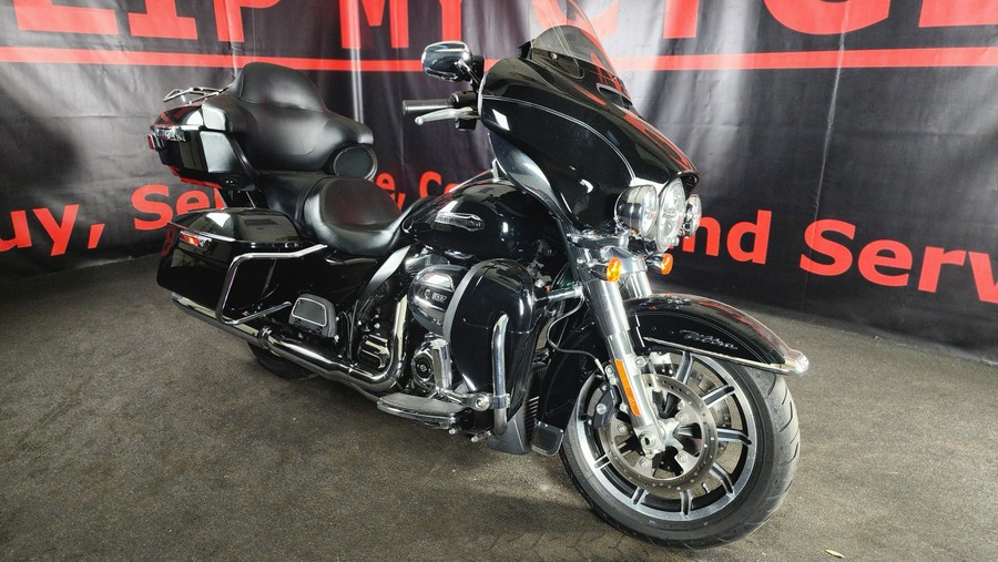 2018 HARLEY-DAVIDSON FLHTCU ELECTRA GLIDE ULTRA CLASSIC - C655115
