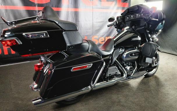 2018 HARLEY-DAVIDSON FLHTCU ELECTRA GLIDE ULTRA CLASSIC - C655115
