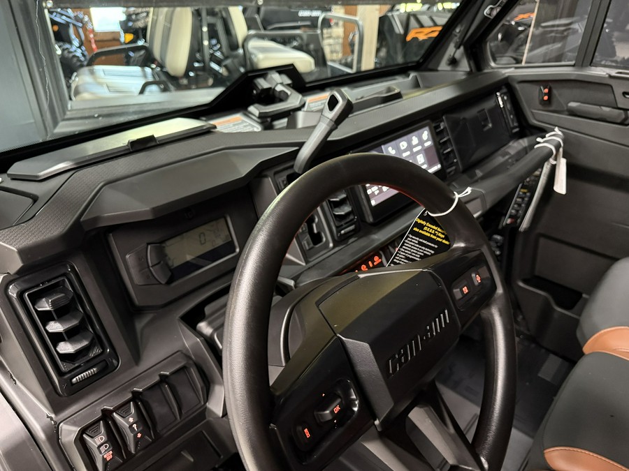 2026 Can-Am Defender MAX Limited HD11