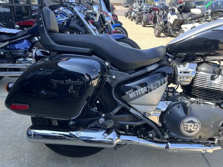 2024 Royal Enfield Super Meteor 650