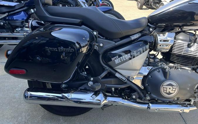 2024 Royal Enfield Super Meteor 650