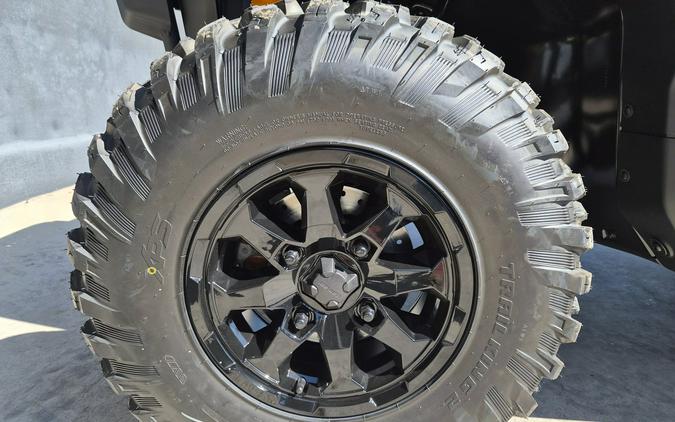2027 Can-Am Defender XU XT HD11