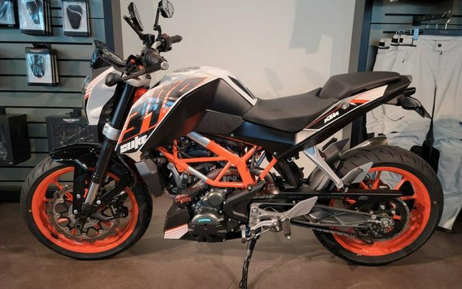 2016 KTM Duke 390