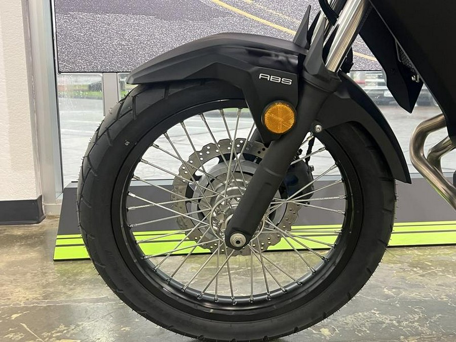 2025 Kawasaki Versys®-X 300 ABS