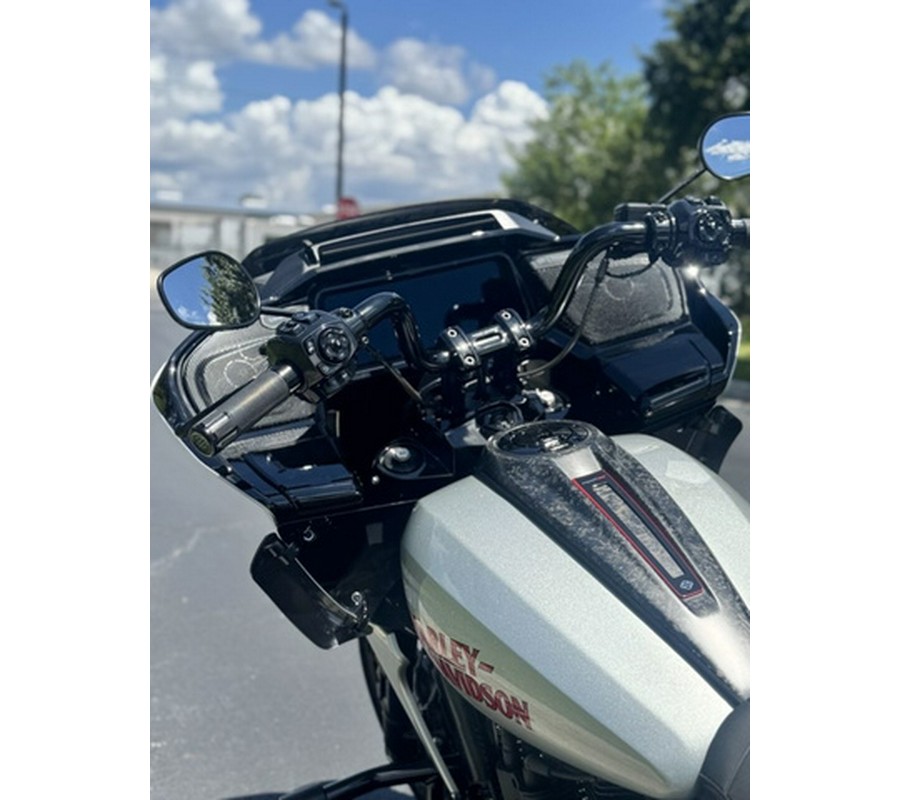 2025 Harley-Davidson FLTRXSTSE - CVO Road Glide ST