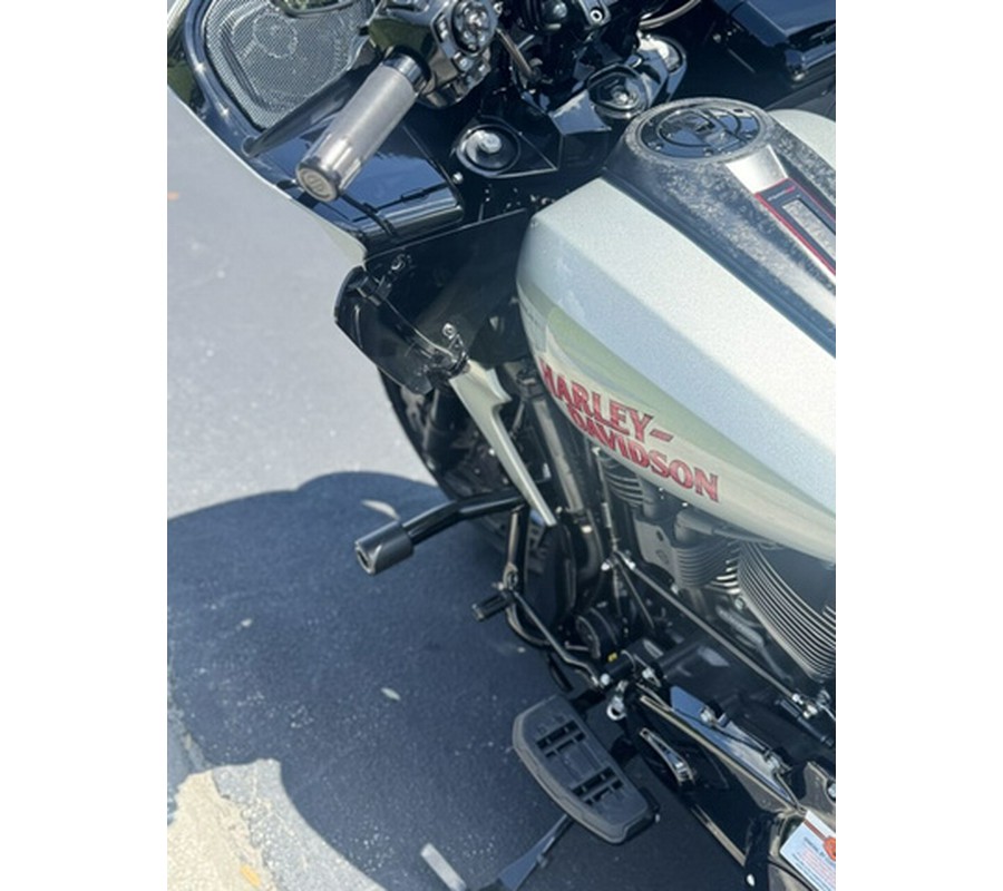 2025 Harley-Davidson FLTRXSTSE - CVO Road Glide ST