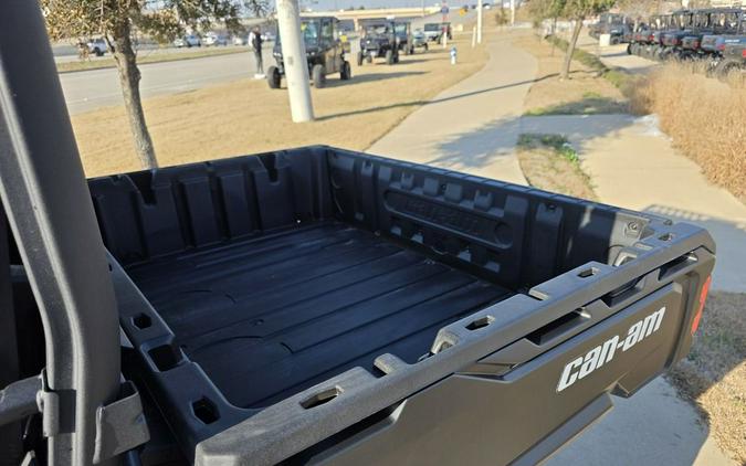 2026 Can-Am® Defender MAX DPS HD10