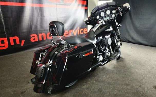 2011 HARLEY-DAVIDSON FLHXI - F609462