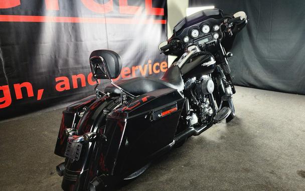 2011 HARLEY-DAVIDSON FLHXI - F609462