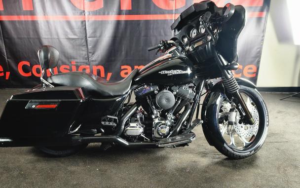 2011 HARLEY-DAVIDSON FLHXI - F609462