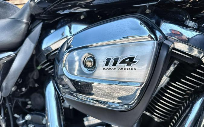 2020 Harley-Davidson® Tri Glide® Ultra Vivid Black