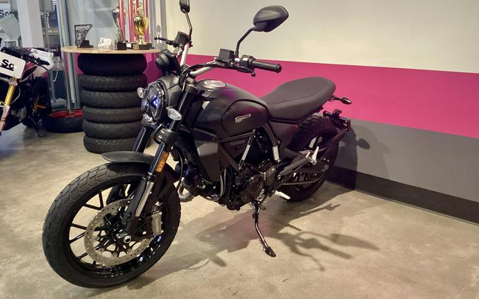 2026 Ducati Scrambler Icon Dark