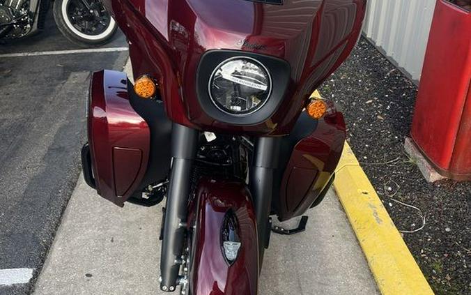 2024 Indian Motorcycle® Roadmaster® Dark Horse® w/Powerband Audio Package Maroon Metallic