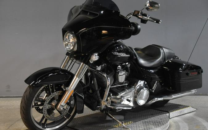 2014 Harley-Davidson Street Glide Special