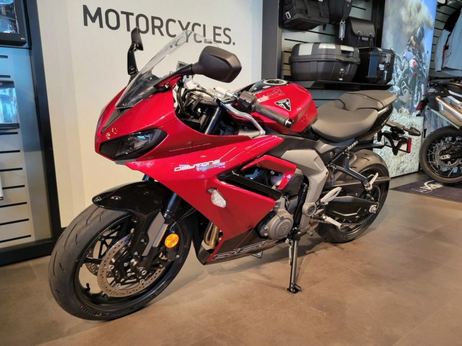 2025 Triumph Daytona 660 Carnival Red/Sapphire Black 660