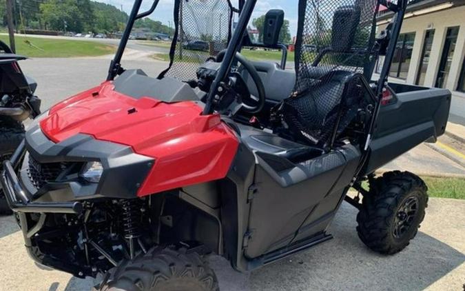 2026 Honda Pioneer 700 Deluxe