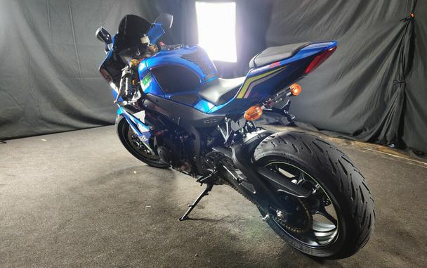 2021 SUZUKI GSX-R1000R - F7100335