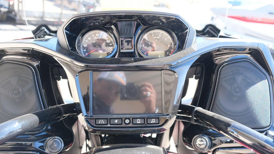 2026 INDIAN MOTORCYCLE PURSUIT DARK HORSE