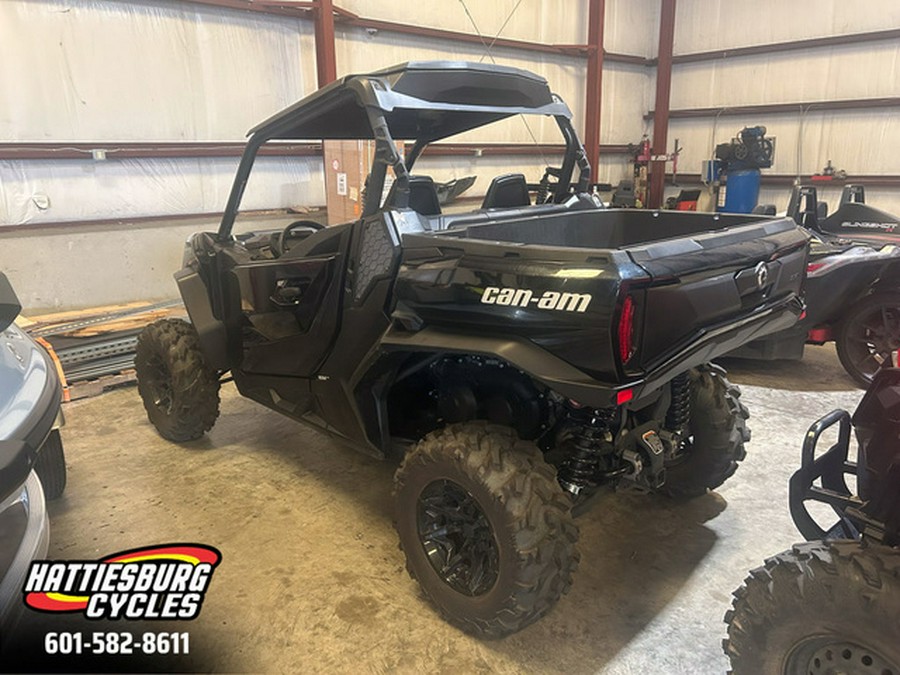 2025 Can-Am Commander XT 700