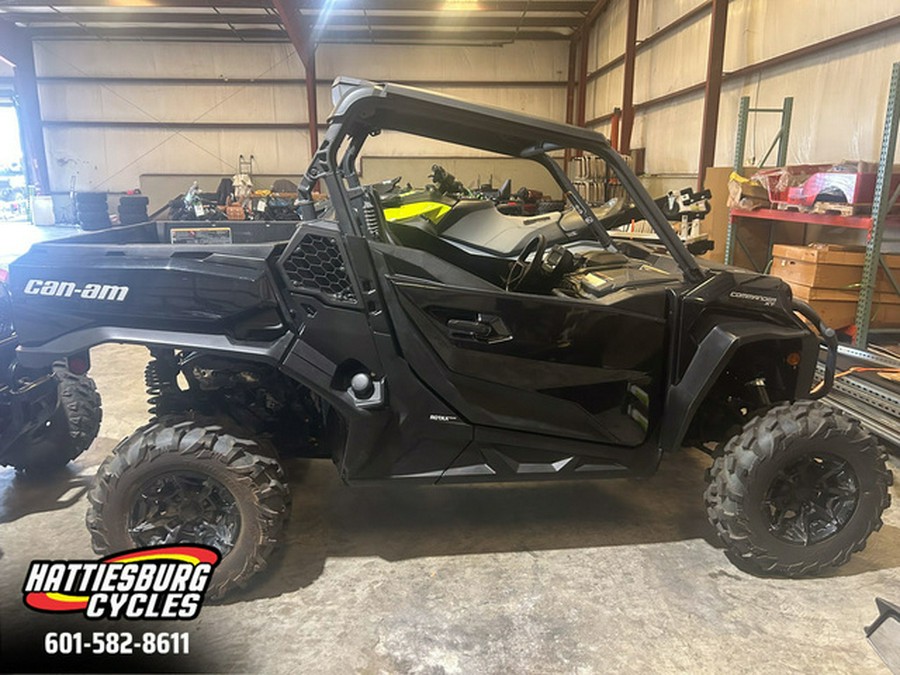 2025 Can-Am Commander XT 700