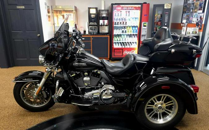 2014 Harley-Davidson® FLHTCUTG - Tri Glide® Ultra
