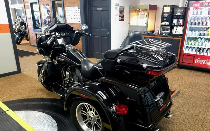 2014 Harley-Davidson® FLHTCUTG - Tri Glide® Ultra