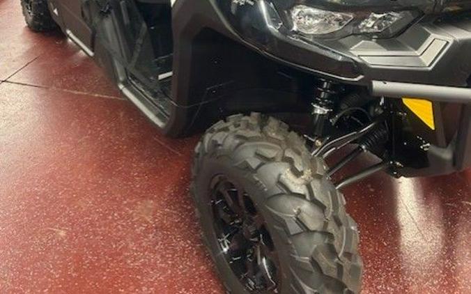 2025 Can-Am® Defender PRO XT HD10