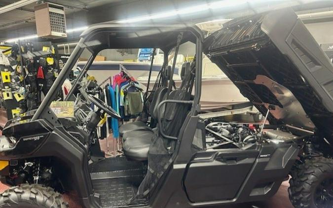 2025 Can-Am® Defender PRO XT HD10