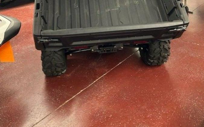 2025 Can-Am® Defender PRO XT HD10