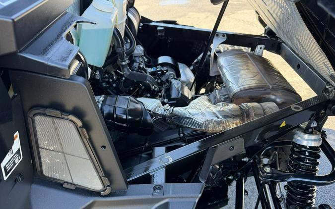 2022 Can-Am® Defender MAX Lone Star Cab HD10