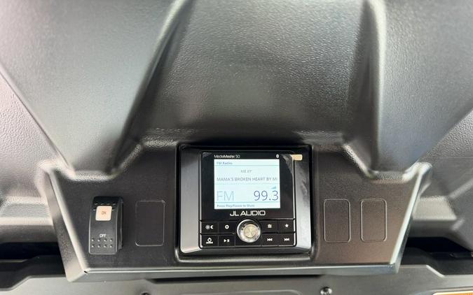 2022 Can-Am® Defender MAX Lone Star Cab HD10