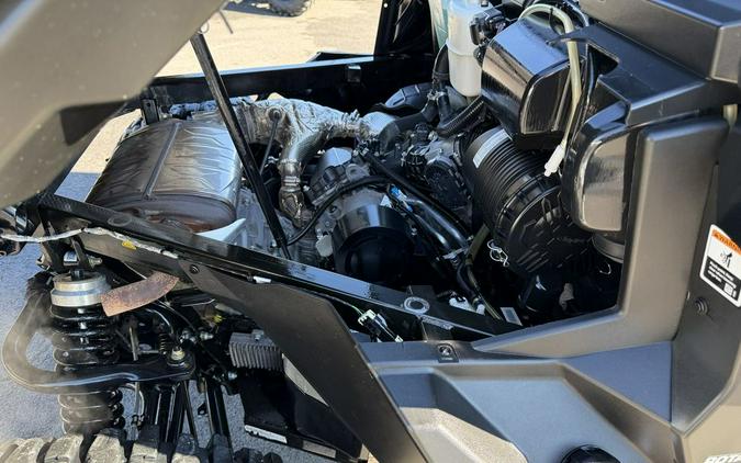 2022 Can-Am® Defender MAX Lone Star Cab HD10