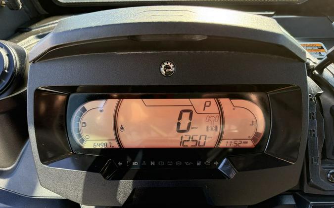 2022 Can-Am® Defender MAX Lone Star Cab HD10