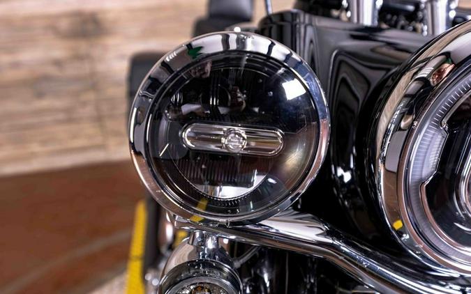 2026 FLHC - Heritage Classic - Harley-Davidson®