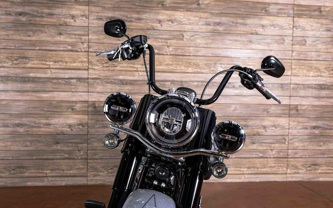 2026 FLHC - Heritage Classic - Harley-Davidson®