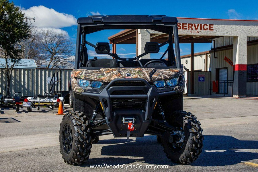 2024 Can-Am™ Defender XT HD10