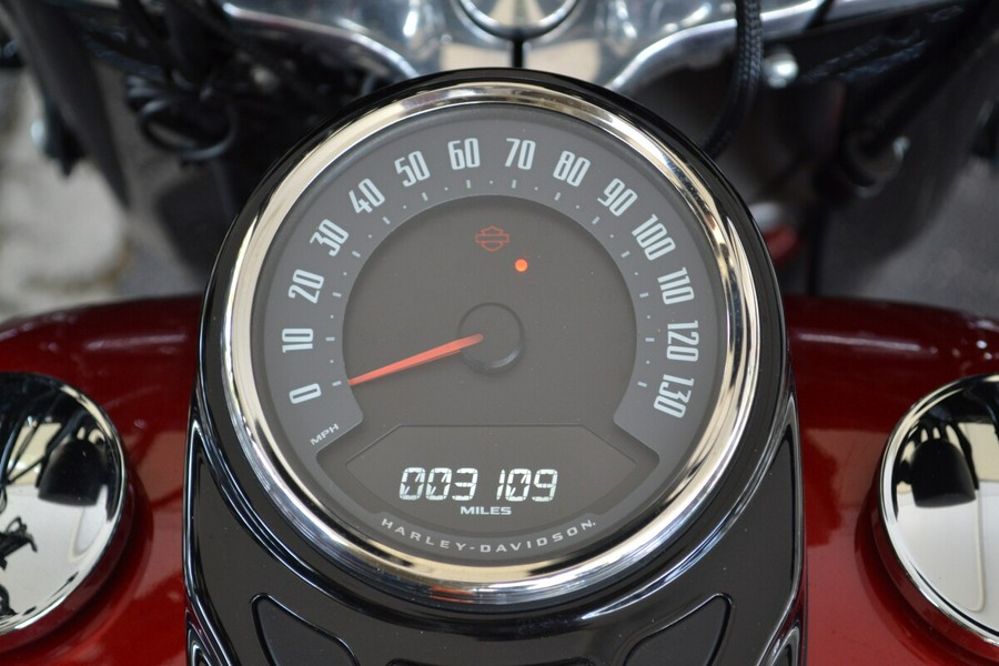 2019 Harley-Davidson Heritage Classic 114 - FLHCS