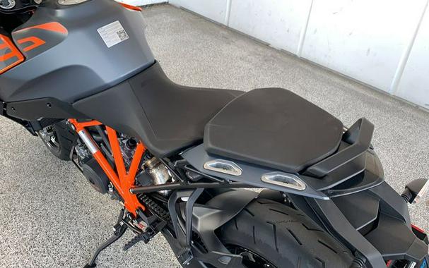 2023 KTM 1290 SUPER DUKE GT