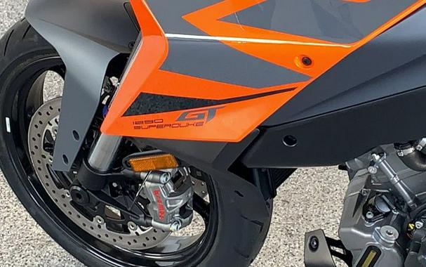 2023 KTM 1290 SUPER DUKE GT