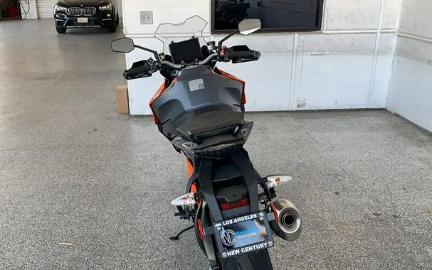 2023 KTM 1290 SUPER DUKE GT