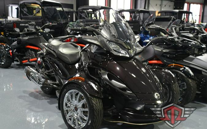 2014 Can-Am Spyder ST Limited SE5