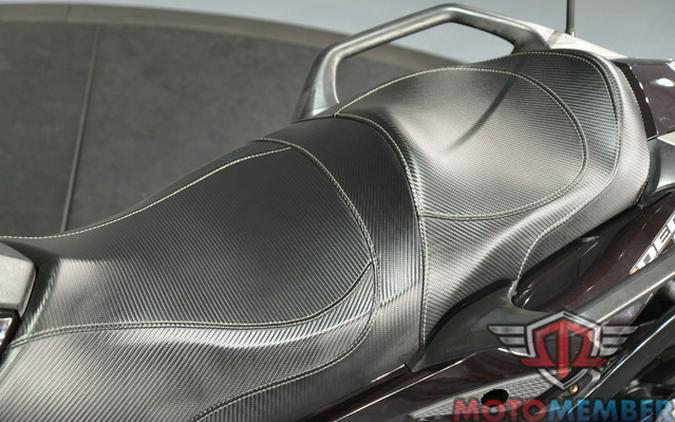 2014 Can-Am Spyder ST Limited SE5