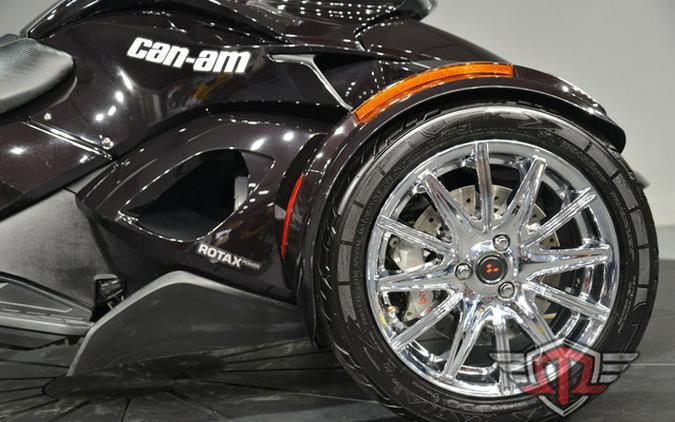 2014 Can-Am Spyder ST Limited SE5