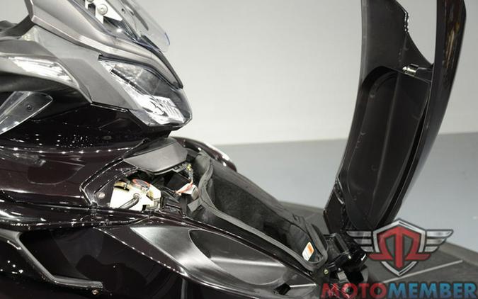 2014 Can-Am Spyder ST Limited SE5